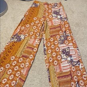 Xhilaration Flowy Pattern Pants S